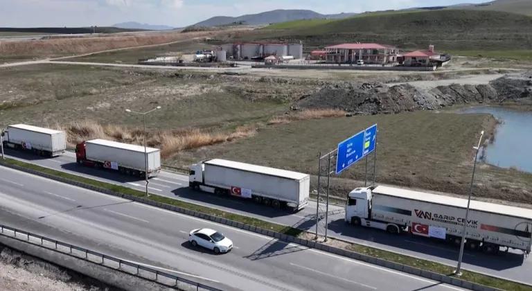 Şifa Kervanı Türkiye’den İran’a Uğurlandı