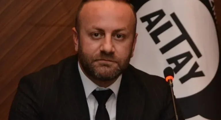 Sinan Kanlı Seçimlerde Aday Olduğunu Duyurdu








