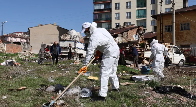 Sivas’ta izinsiz atık alanlarına müdahale