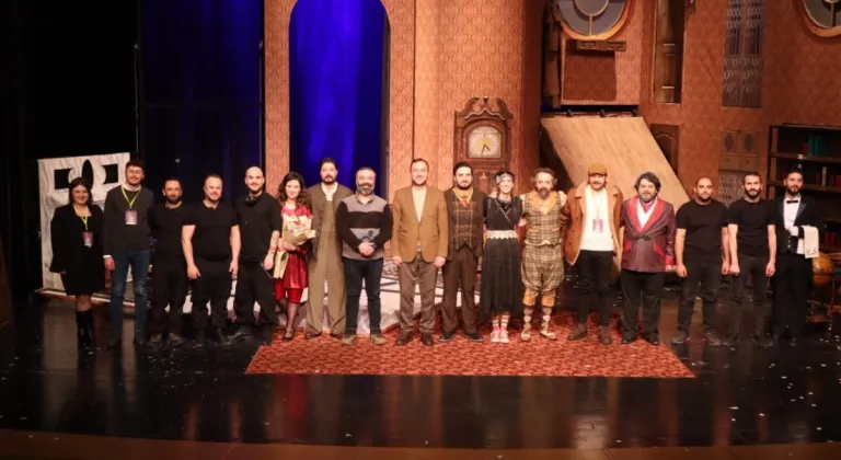 Soğuk Kış Günleri, Tiyatro ile Sıcaklaştı
