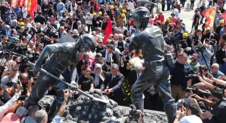Soma Faciasının 11. Yılında Maden Şehitleri Anıldı









