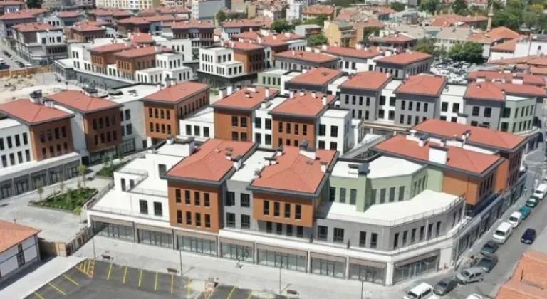 Tarihi Dokuya Yeni Bir Soluk: Şehrin Yeni Simgesi