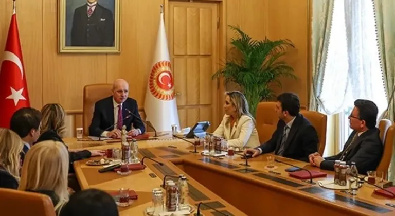 TBMM Başkanı Kurtulmuş, Antalya Heyetini Ağırladı







