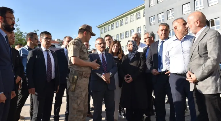 TBMM Komisyonu Siverek'te okul saldırıların nedenlerini araştırıyor