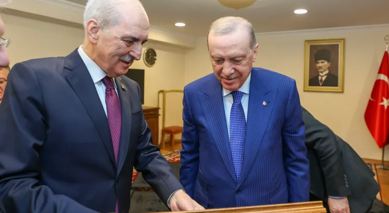 TBMM'de nostaljik fotoğraf hediyesi