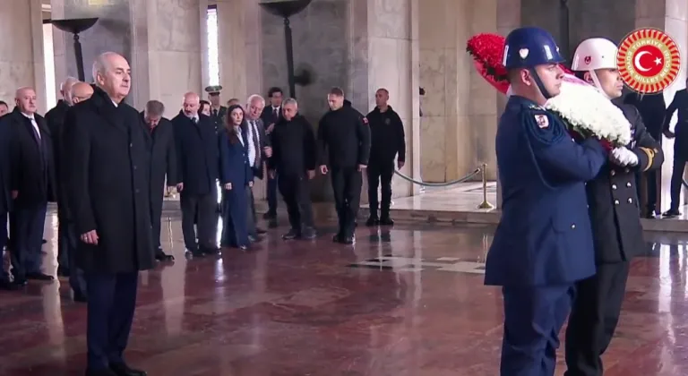 TBMM'den 'egemenlik milletindir' vurgusu... Devlet erkanı Ata'nın huzurunda