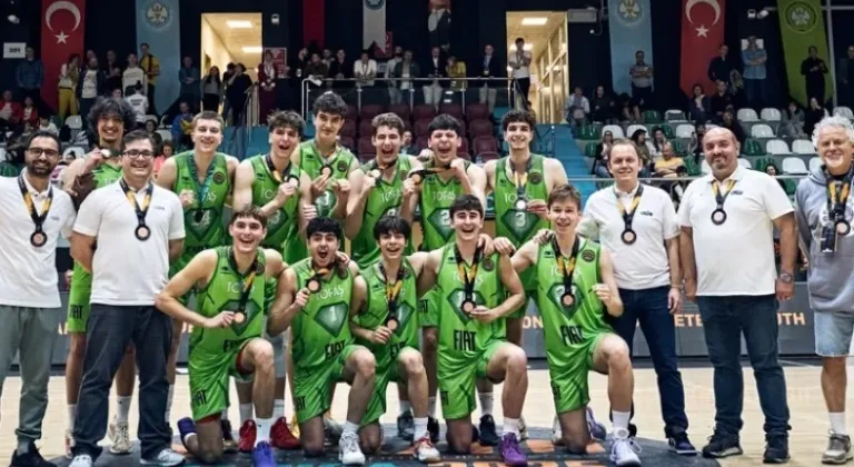 TOFAŞ, Gençler Basketbol Şampiyonlar Ligi'nde 3. Oldu

