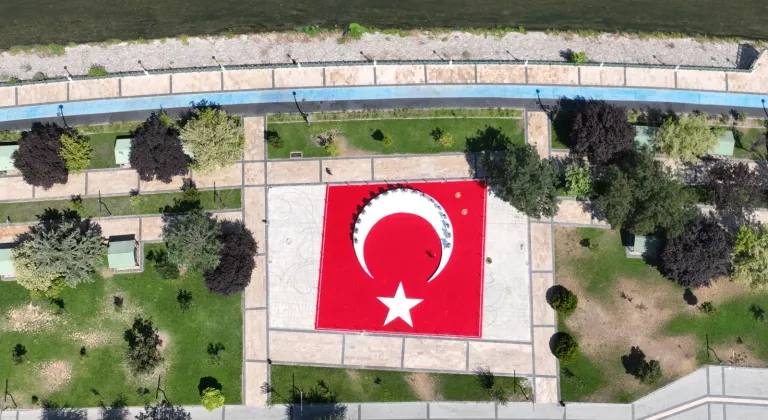 Tokat'ta Türk Devletleri ve Türk Büyükleri Anıtı açıldı