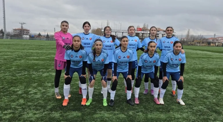 Tokat’ın kızlarından Çorum'da 5 gollü galibiyet