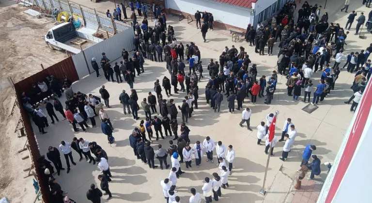 Tokat'ta Deprem Alarmı Öğrenciler Hızlı Ve Güvenli Şekilde Tahliye Edildi