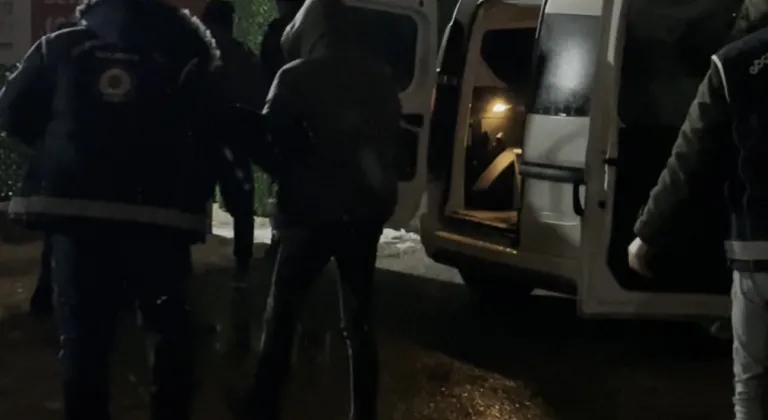 Tokat’ta durdurulan cipte 5 kaçak göçmen yakalandı