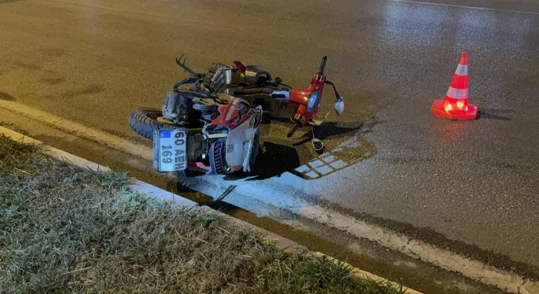 Tokat'ta otomobilin çarptığı motosikletteki çift öldü