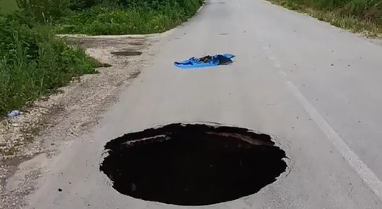 Tokat'ta sağanak nedeniyle yol çöktü