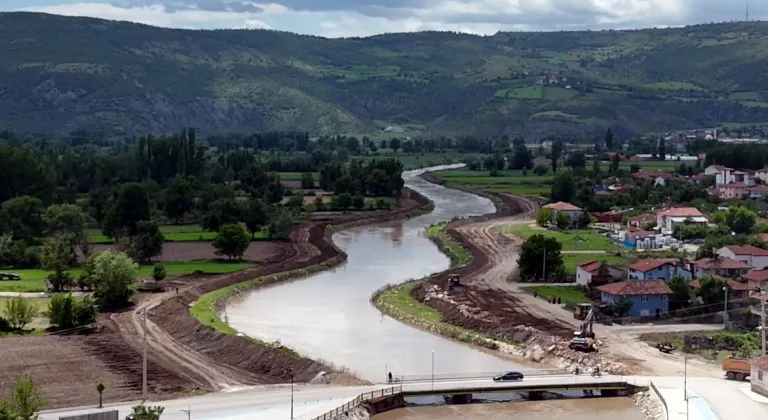 Tokat'ta sağanak sonrası su altında kalan tarım arazileri dronla görüntülendi (2)