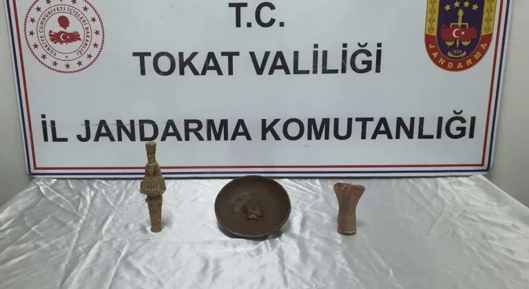 Tokat'ta tarihi eser kaçakçılığı operasyonu: 3 parça tarihi eser ele geçirildi