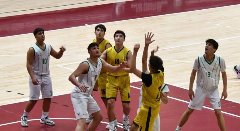 Tokat’ta U16 Erkekler Basketbol Bölge Şampiyonası Heyecanı!