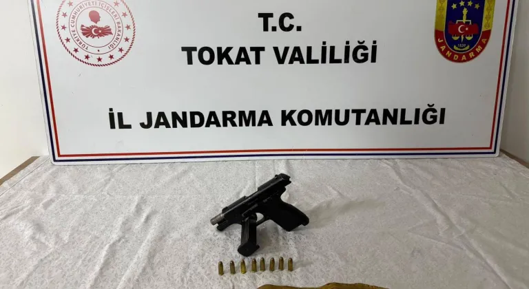 Tokat'ta, üzerinde Davud Yıldızı ve yedi kollu şamdan bulunan kemer ele geçirildi