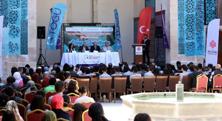 Tokat’ta Vakıflar Haftası’na Özel Panel: Aile Vakıflarının Hukukî Boyutu Ele Alındı