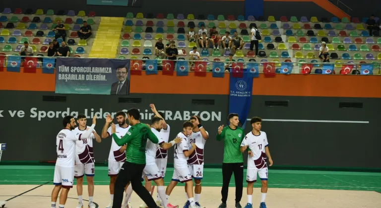 Trabzon Büyükşehir Hentbol Takımı, Ankara’yı ağırladı