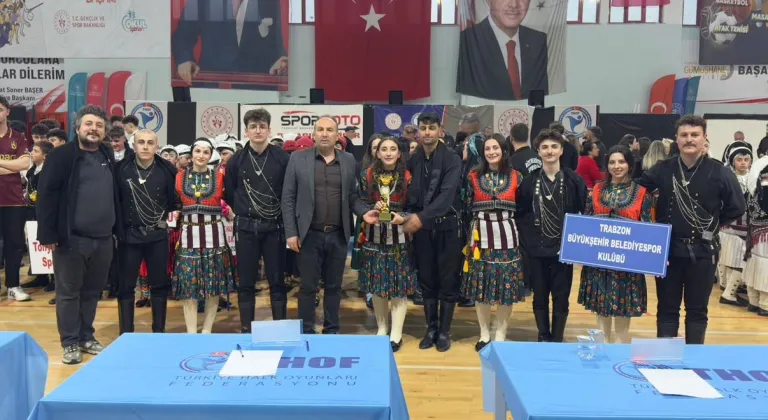 Trabzon Halk Oyunları ekibi bölge şampiyonu oldu
