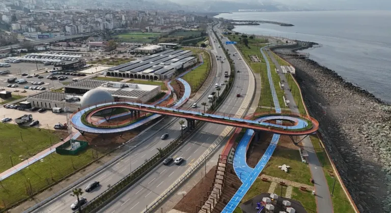 Trabzon’da Ekolojik Köprü Yaya ve Bisiklet Ulaşımına Açıldı