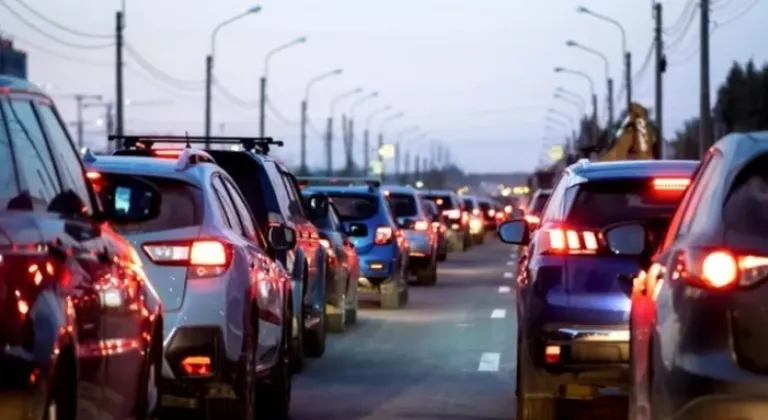 Trafiğe Kayıtlı Araç Sayısı Şubat'ta 137 Bin Arttı!







