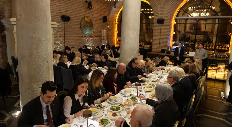 Türk Böbrek Vakfı yararına ünlü isimleri bir araya geldi