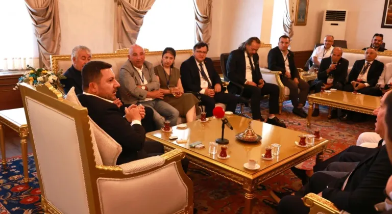 Türkiye Gazeteciler Konfederasyonu Heyeti Nevşehir Belediyesinde
