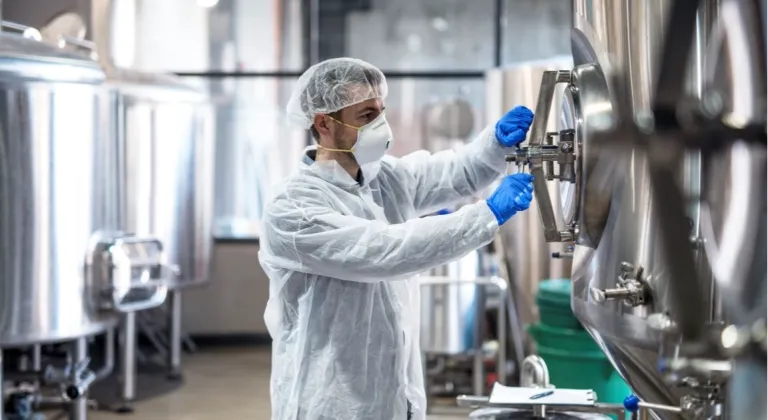 Türkiye’de kozmetik üretimi yükselişte: Yeni markalar için fason ve private label dönemi