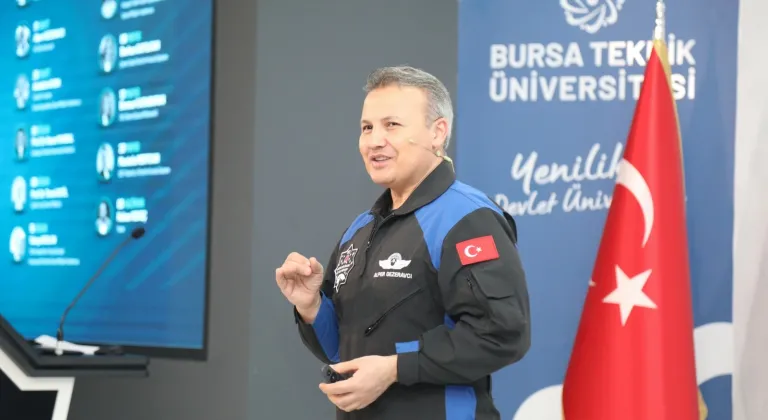 Türkiye’nin ilk astronotu Alper Gezeravcı, BTÜ’de öğrencilerle buluştu