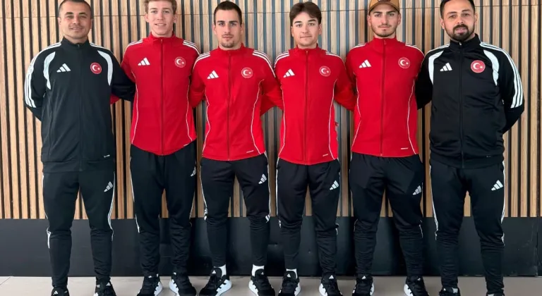 Uluslararası Milli bisikletçiler yarış öncesi Konya’da buluştu