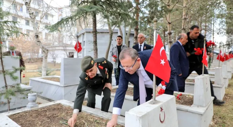 Vali Ziya Polat, Bayram ziyaretlerinde bulundu