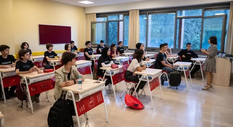 Yarıyıl tatili bitti: Milyonlarca öğrenci yeniden sınıfta