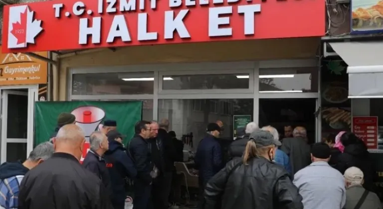 Yenişehir Halk Et Noktasında Satışlar Aralıksız Sürüyor








