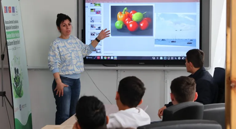 YEŞİLAY İzmir'den çocuklara dijital farkındalık eğitimi