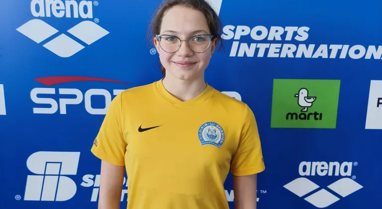 Yıldırımlı yüzücülere milli gurur