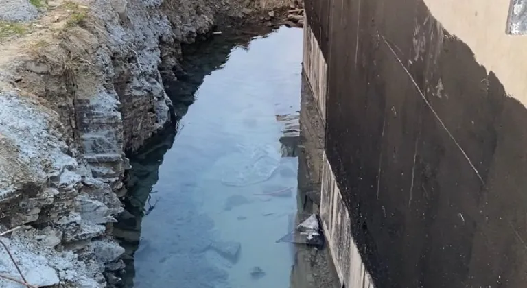 Yukarı Zaferiye’de su deposu alarm veriyor