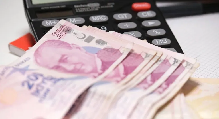 Zamlı emekli maaşlarının ödeme takvimi belli oldu