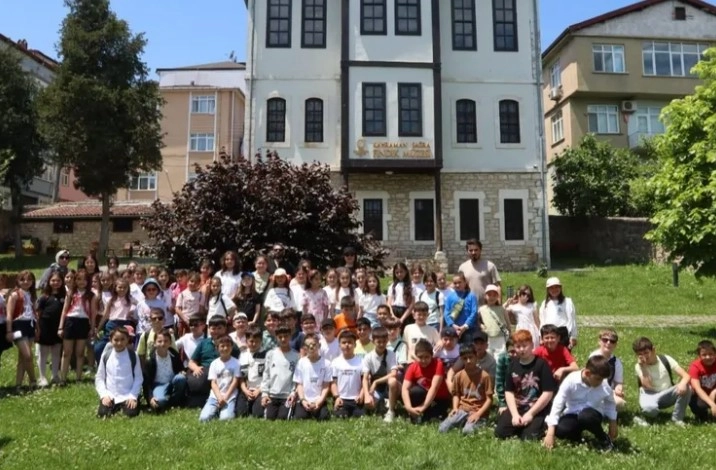 Benzer Haber