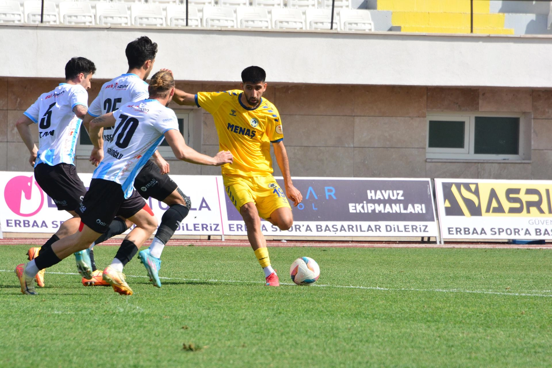 Erbaaspor Menemen FK maçından kareler